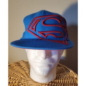 Superman Cap DC Comics Blue Red Embroidery Flex Fitted S/M Hat Good Condition